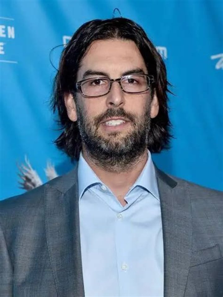 All About Rob Bourdon ! Age, Net Worth, Relationship, Career