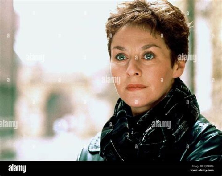 Amanda Burton