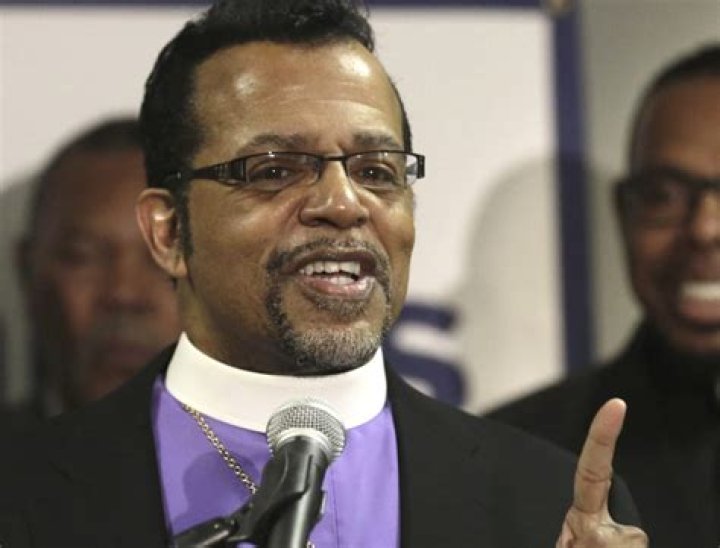 Carlton Pearson