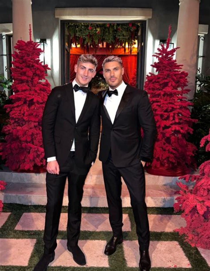 Chris Appleton | Gay And Dating Derek Chadwick, Katie Katon