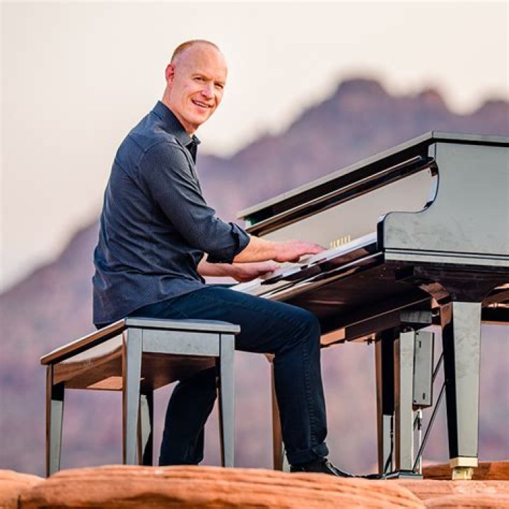 Jon Schmidt