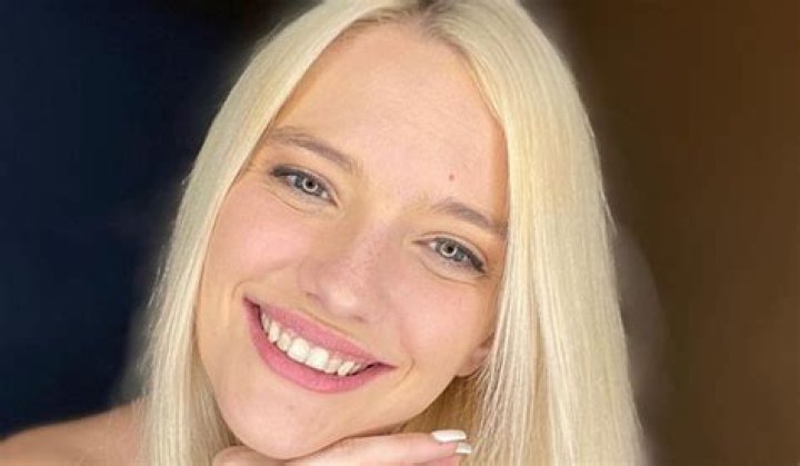 Kenna James