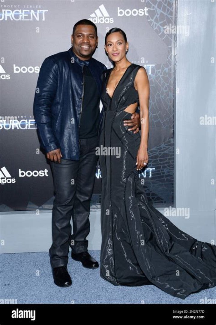 Know About Mekhi Phifer’s Wife Reshelet Barnes