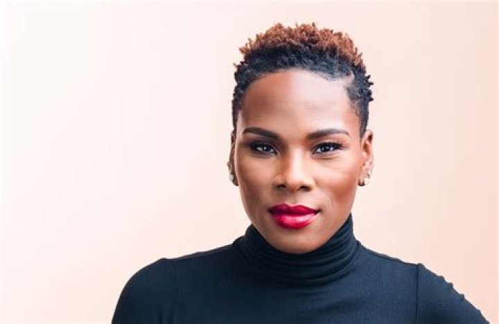 Luvvie Ajayi