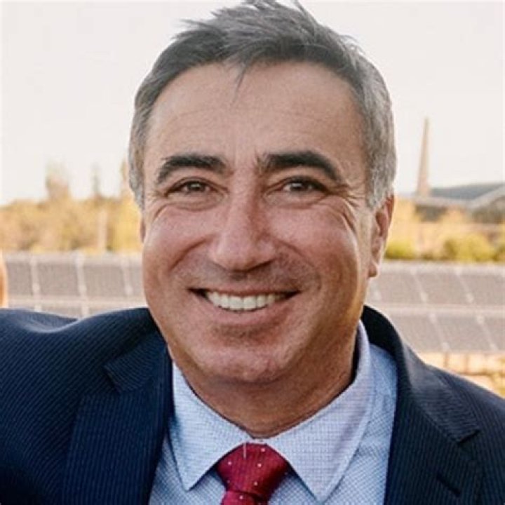Michael Thomsett