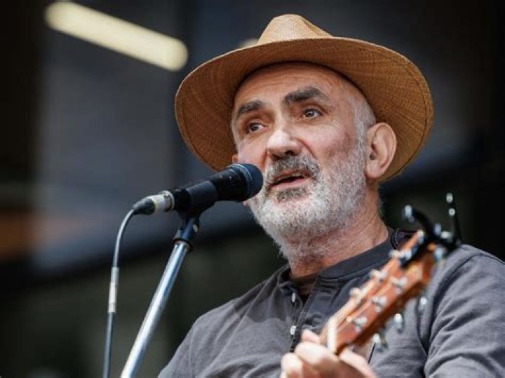 Paul Kelly