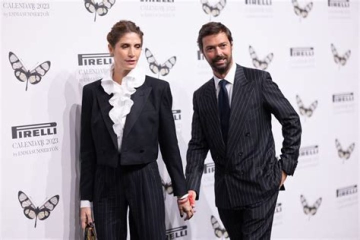 Riccardo Scamarcio Figlio | Fidanzata: Family And Net Worth