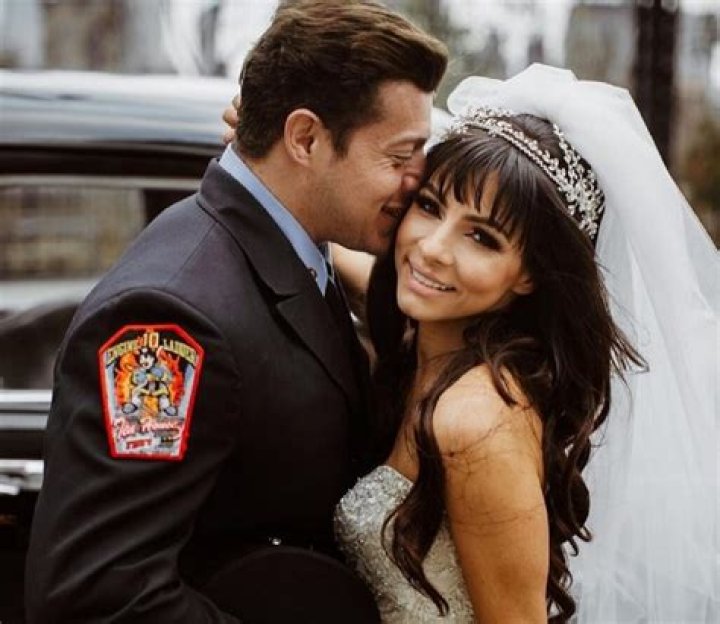Roxanne Pallett Husband Jason Carrion Married Life And Kids