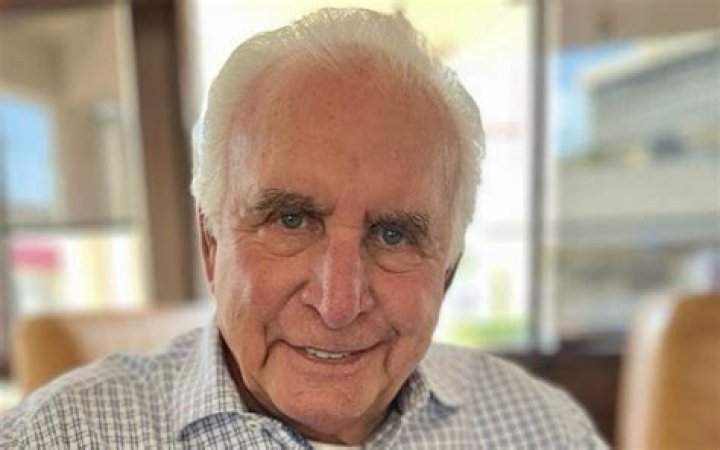 Scott Elias Obituary And Death Cause | Family Mourns The Loss